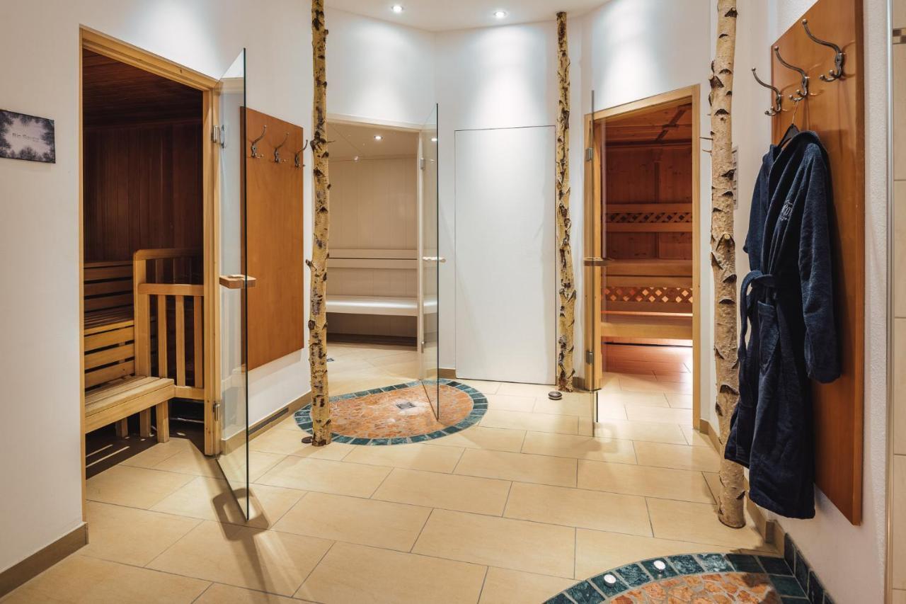 Hotel Alpenroyal Fiss Luaran gambar