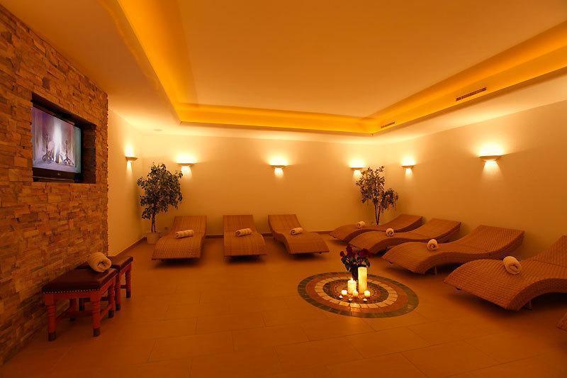 Hotel Alpenroyal Fiss Luaran gambar