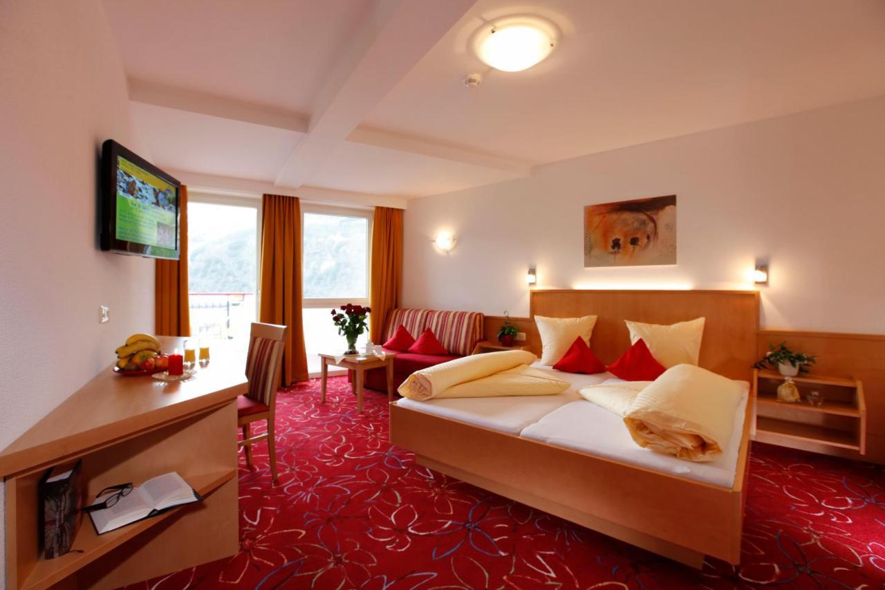 Hotel Alpenroyal Fiss Luaran gambar